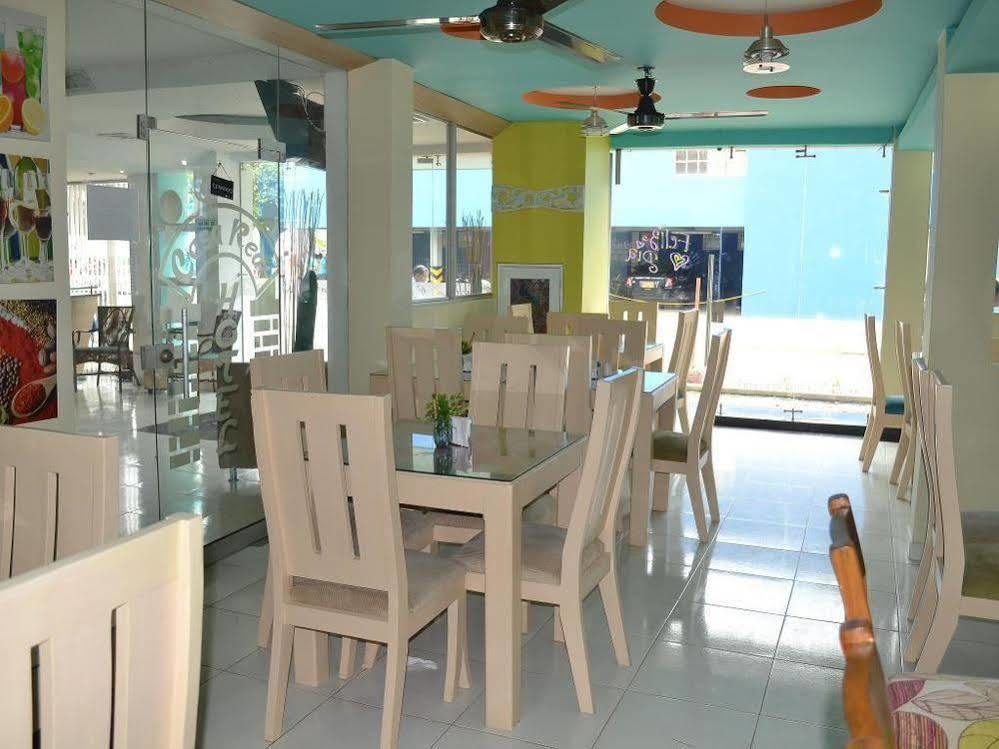 ホテル Ayenda Casa Real Montería エクステリア 写真